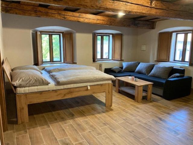 Apartmany Kurojedy Bor Dış mekan fotoğraf